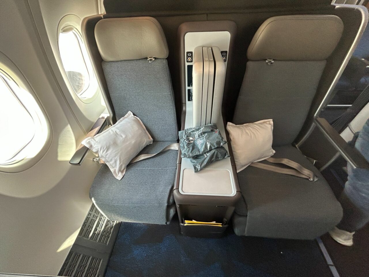 FlyDubai B737 MAX business class seat and cabin 