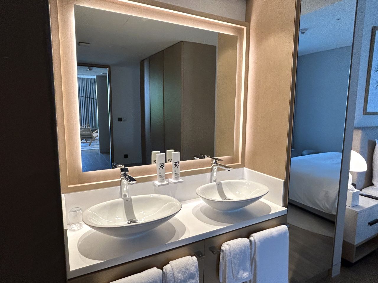 Mövenpick Resort Al Marjan Bathroom Sink