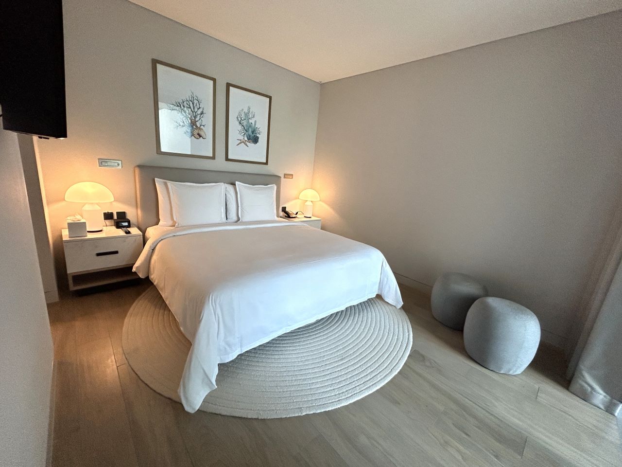 Mövenpick Resort Al Marjan Bedroom