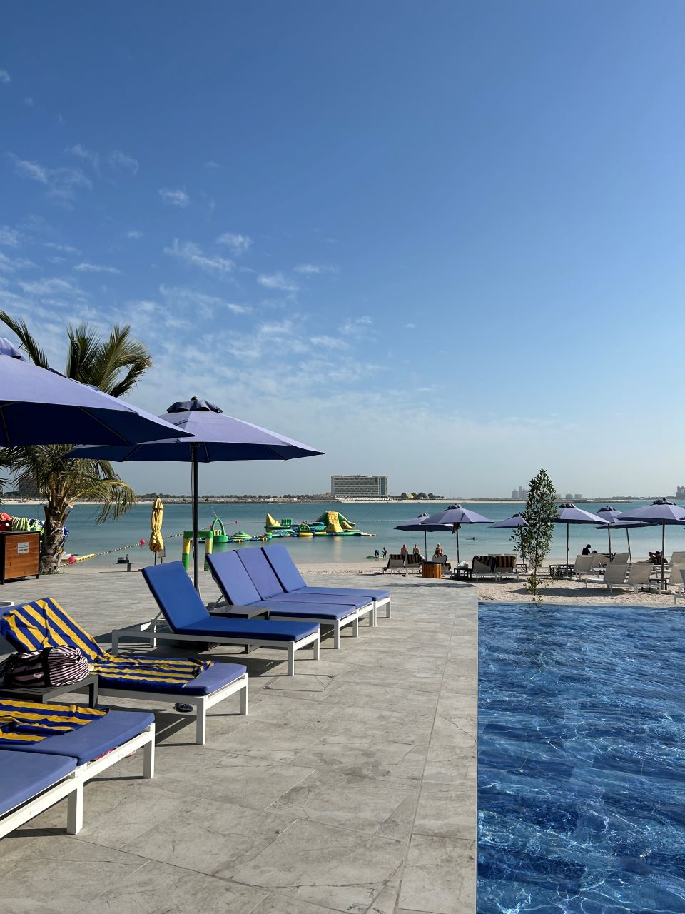 Mövenpick Resort Al Marjan Main Pool