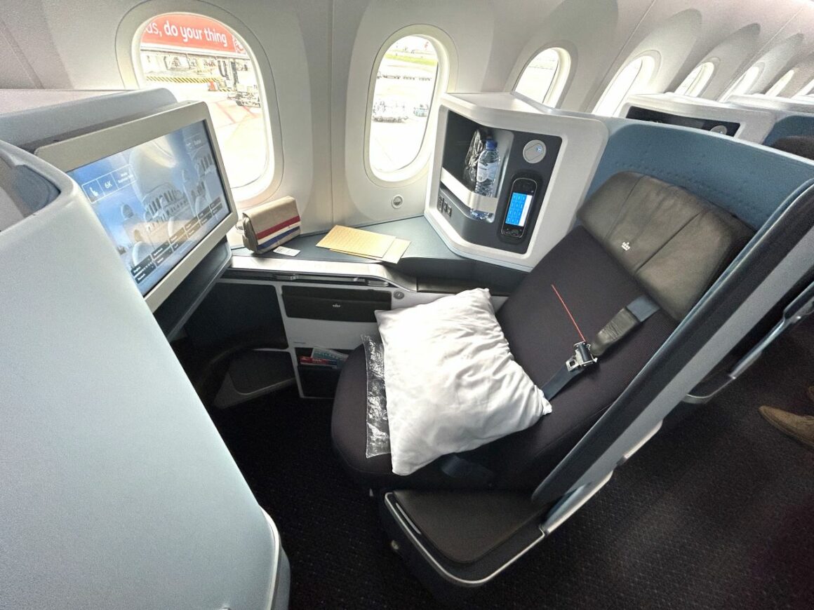 KLM Business Class IFE