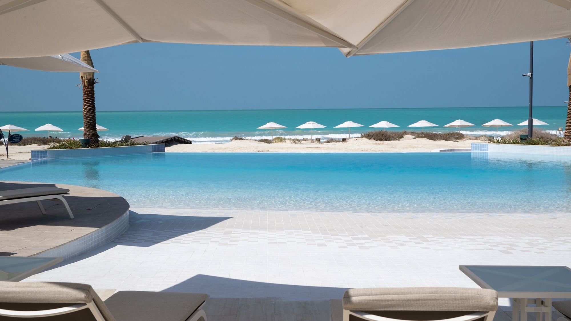 REVIEW: Jumeirah at Saadiyat Island Resort Abu Dhabi - Turning