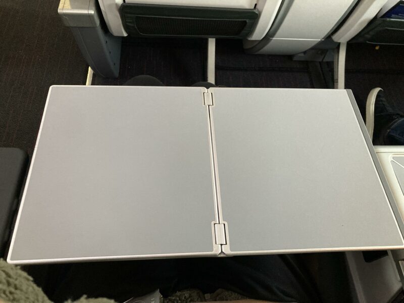 traytable on Turkish Airlines