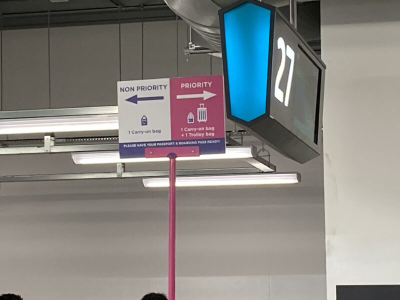 wizz air priority and non-priority