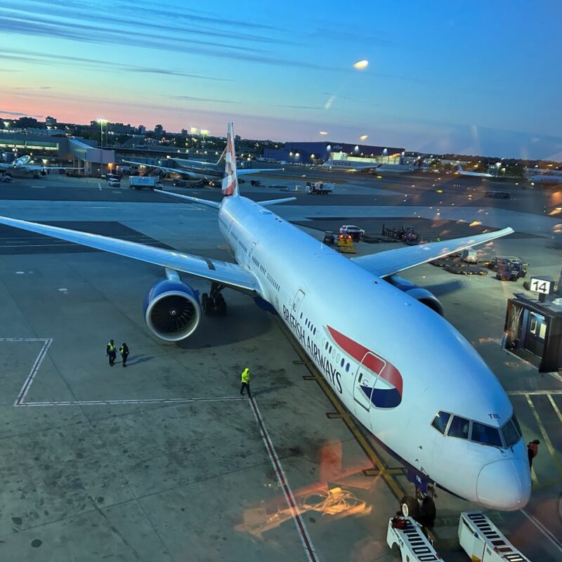 Soho-Lounge-JFK-British-Airways-Plane-800x800.jpg