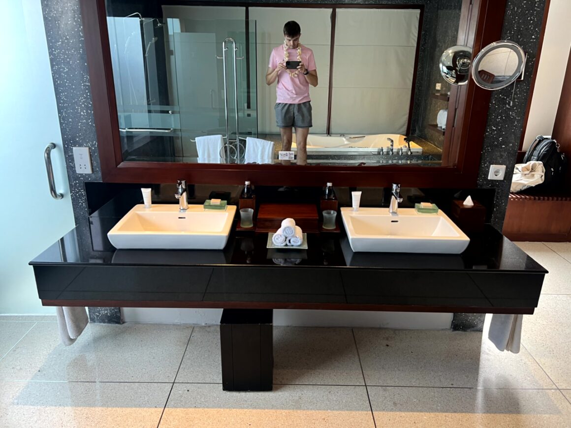 The Samaya Seminyak Bali Bathroom Sink