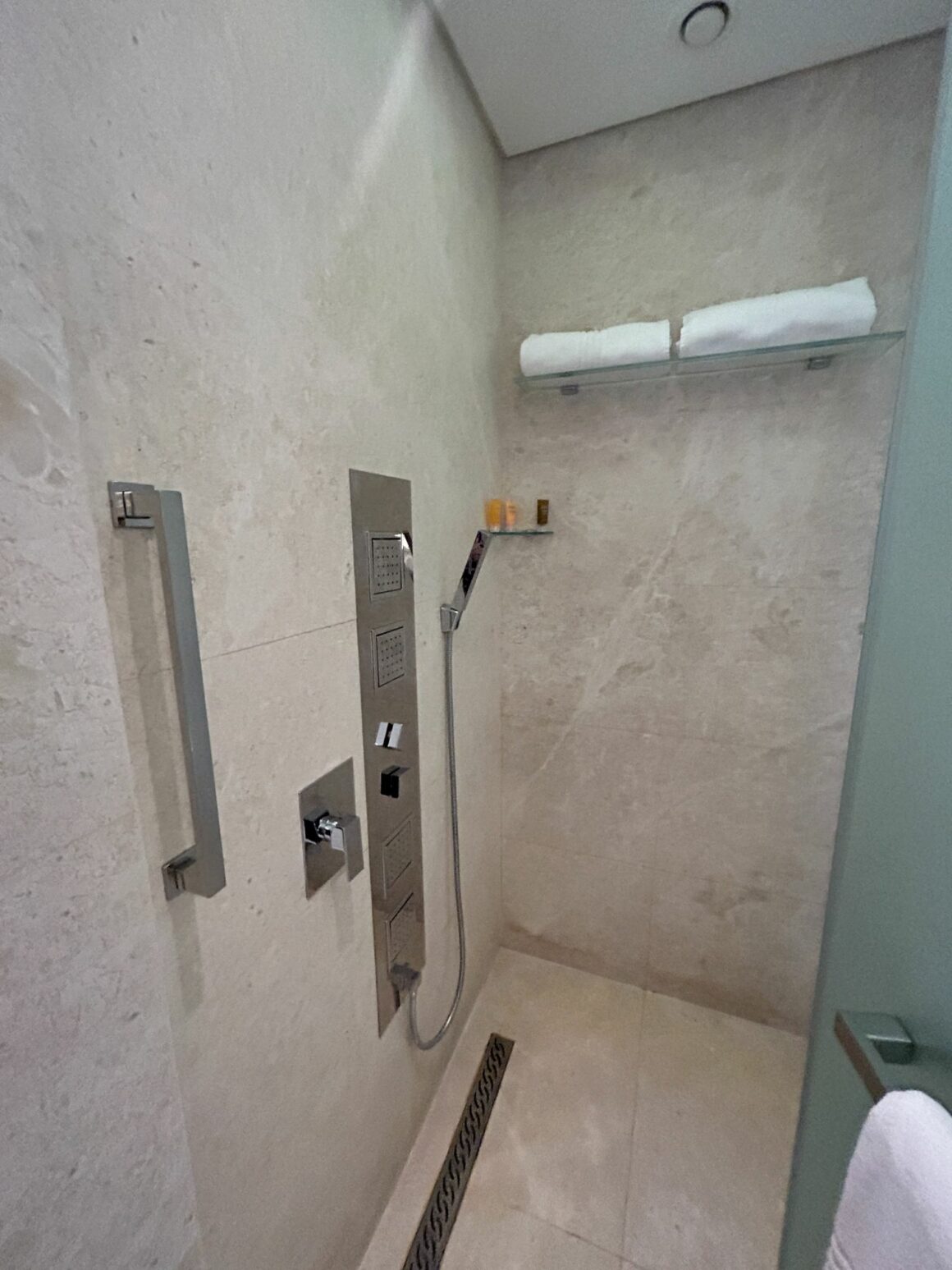 Le Meridien Hotel & Conference Centre Dubai Shower Room Review