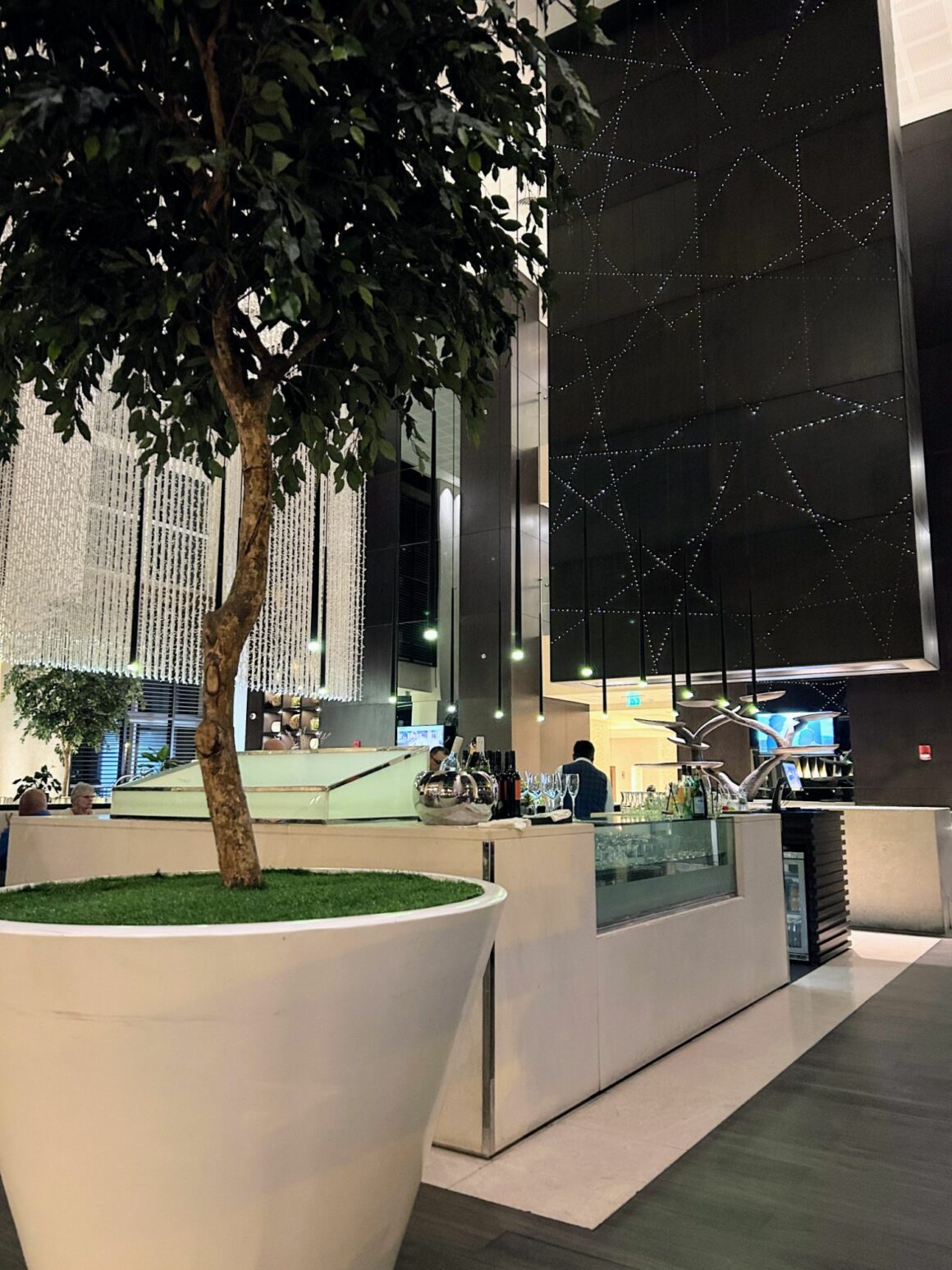 Le Meridien Hotel & Conference Centre Dubai Bar