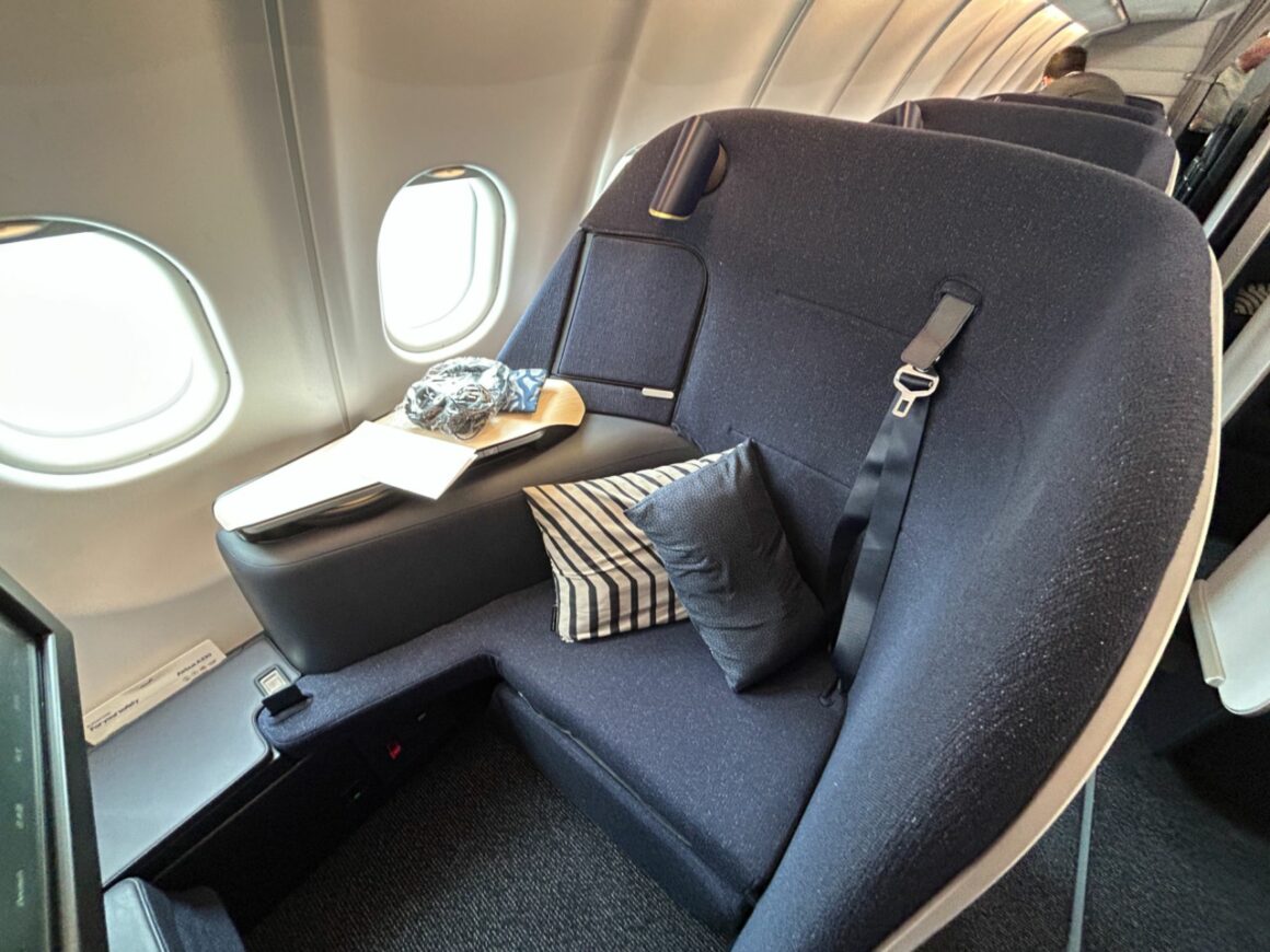 Finnair A330 new business class seat