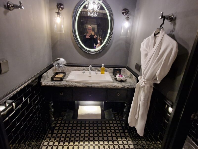 La Siesta Hang Be Hanoi Bathroom Mirror