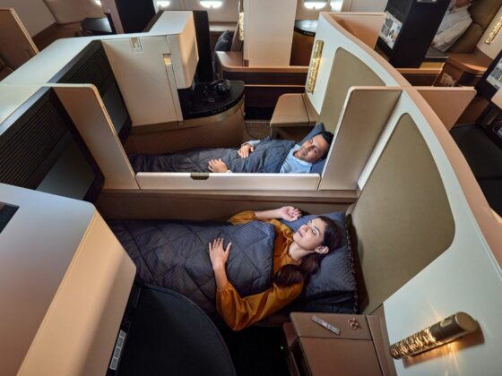 a380 etihad business studio