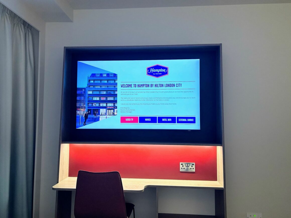 Hampton by Hilton London City hotel TV 