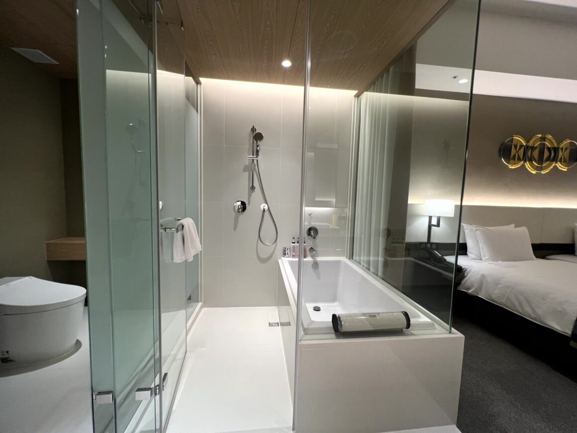 MGH Mitsui Garden Hotel Bathtub