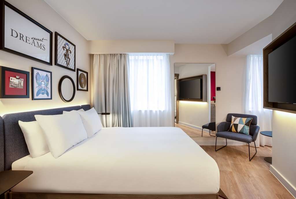 King Bedroom