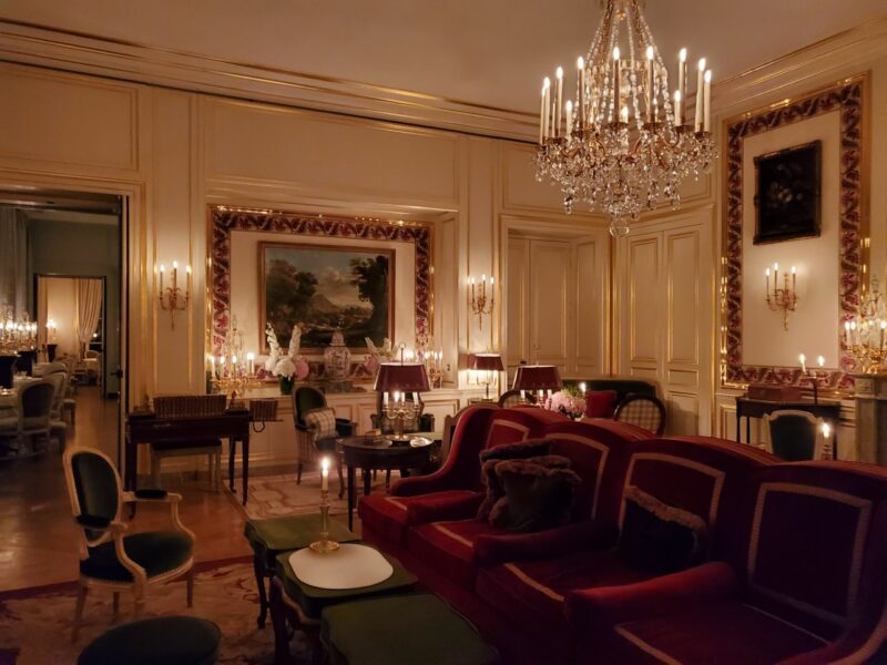 Airelles Le Grand Contrôle Versailles room at night