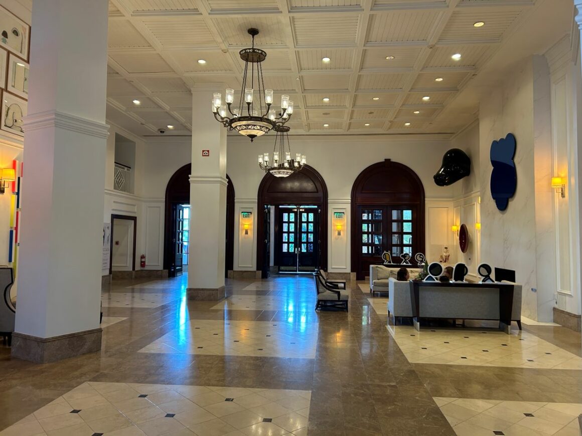 Fairmont's Hamilton Princess & Beach Club Lobby 