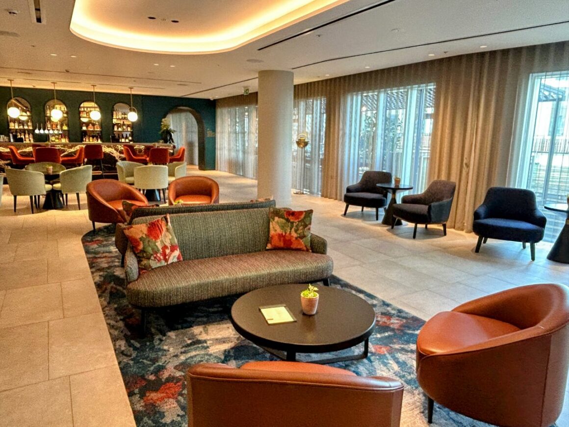 Hyatt Regency London Stratford Lounge