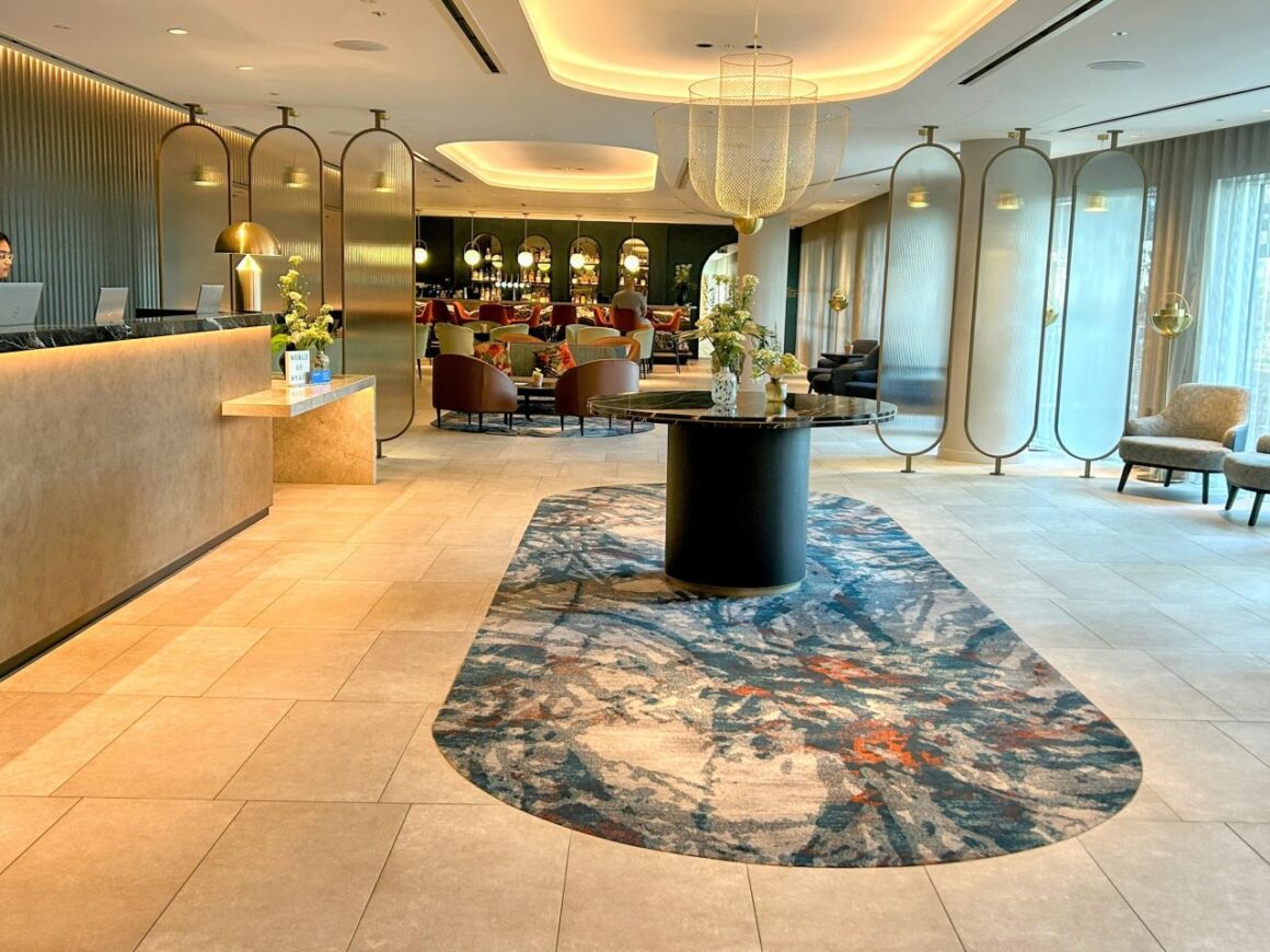 Hyatt Regency London Stratford reception