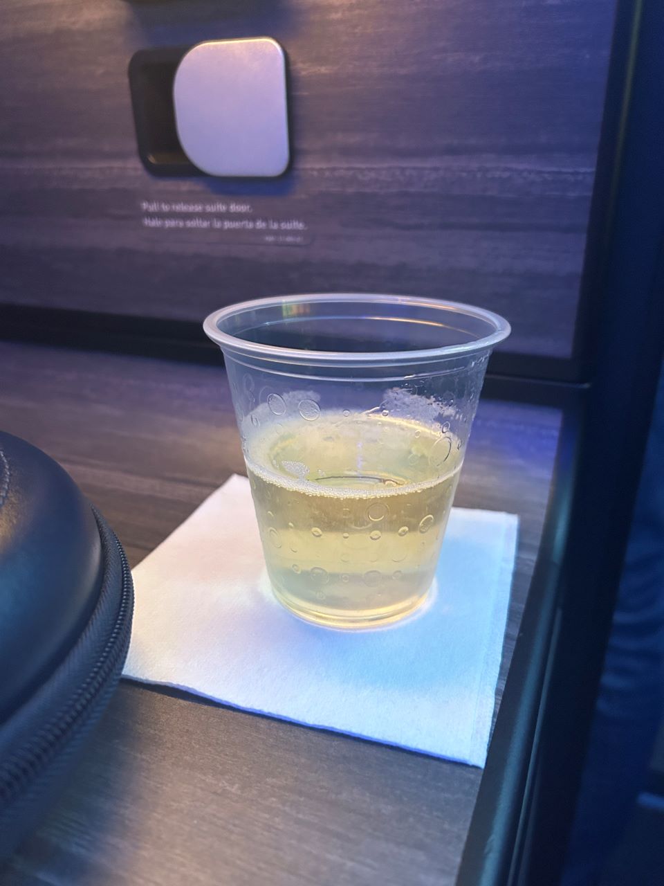 Jet Blue Mint JFK LHR champagne