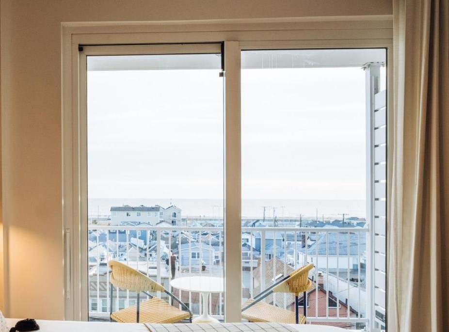 The Rockaway hotel Balcony