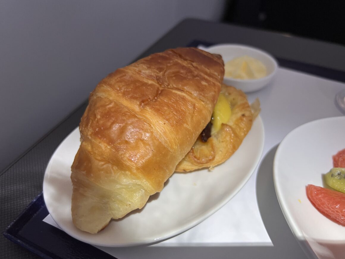 Gulf Air Business Class croissant