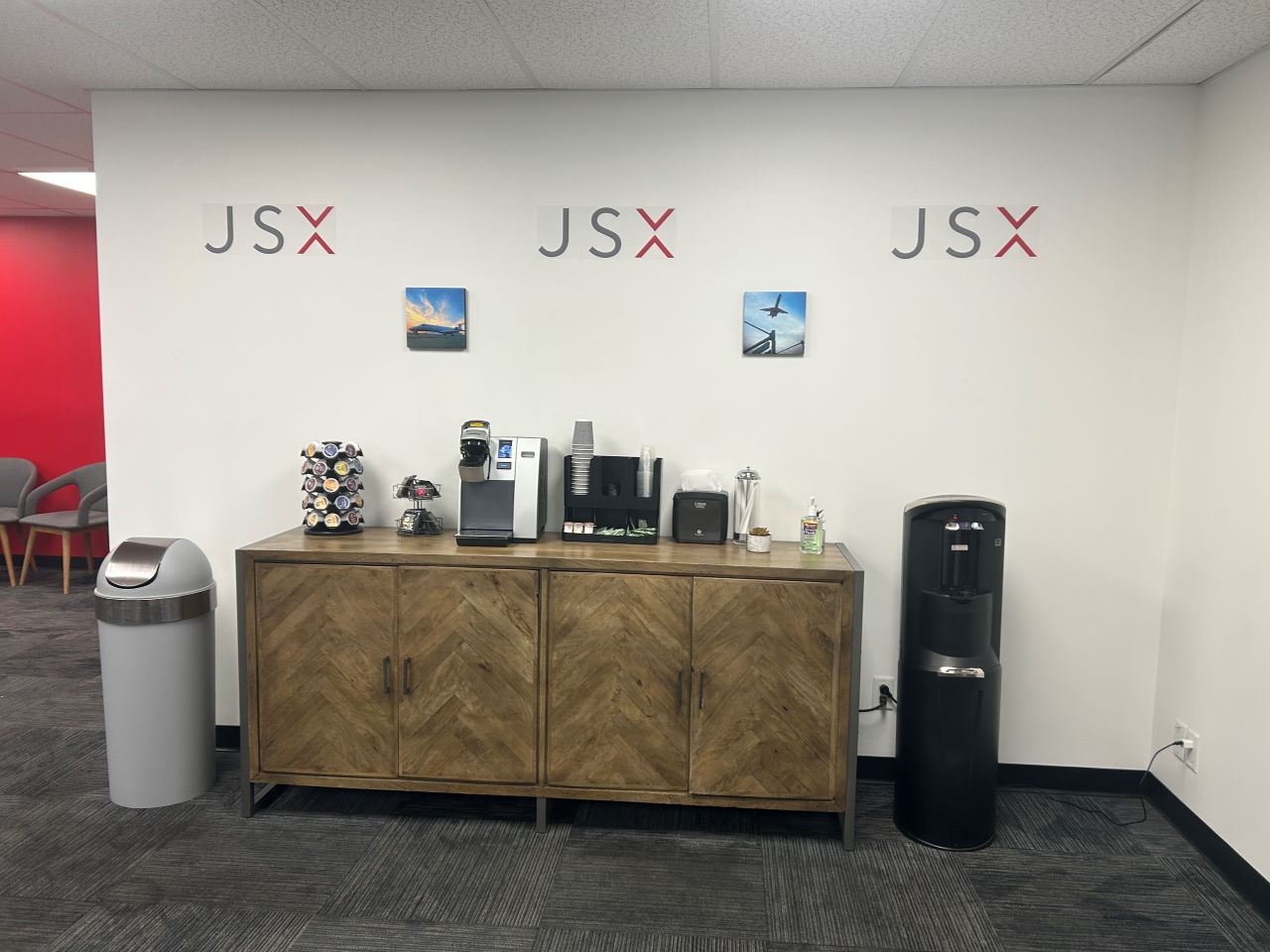 JSX Office