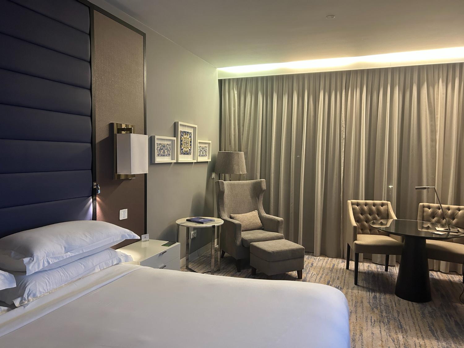 Cascais-Estoril hotel review - The room