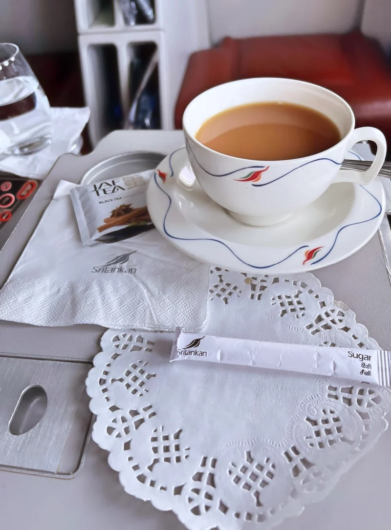 Jakarta – Colombo – Abu Dhabi. Sri Lankan Airlines Business Class. - Coffee