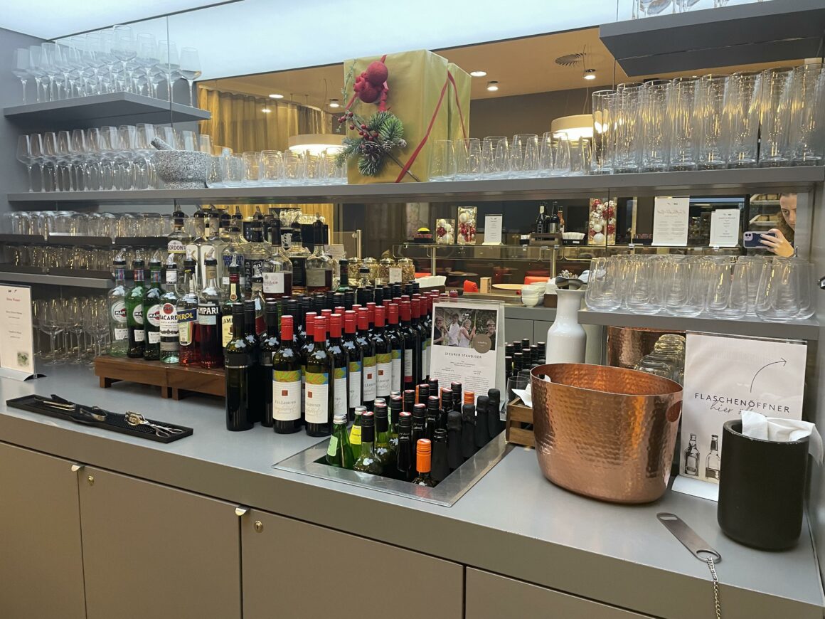 the bar in the Vienna business lounge