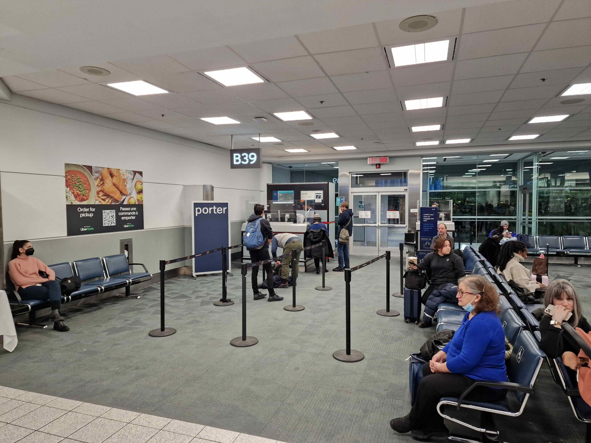 REVIEW: Porter E195-E2 Maiden Flight - Turning left for less