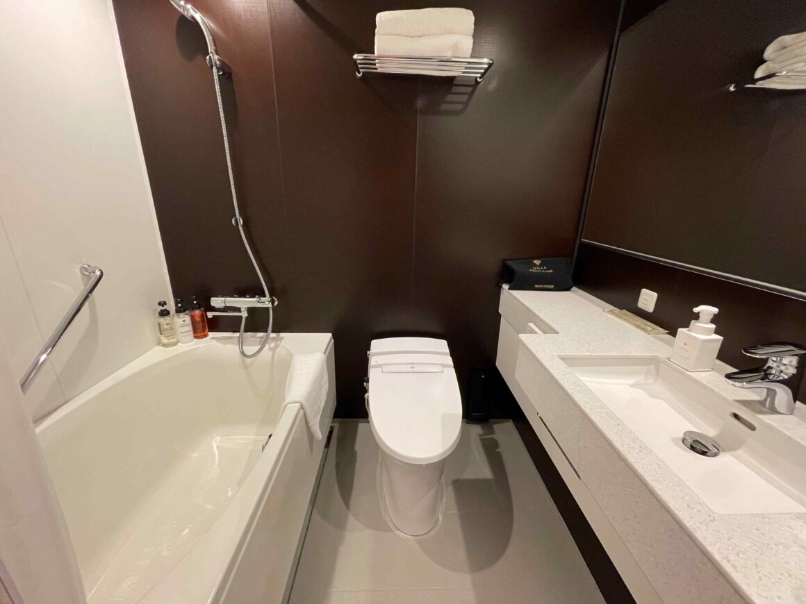 A photo of Hotel Villa Fontaine Gran Bathroom
